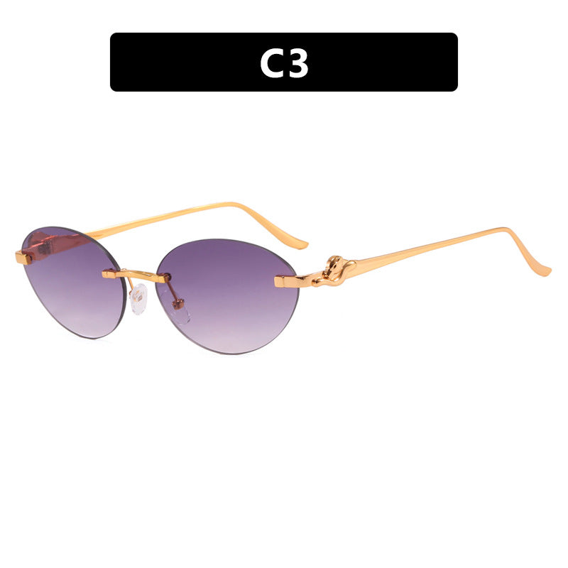 Women's round sunglasses with elegant, semi-transparent frame and fashionable details Bowlift