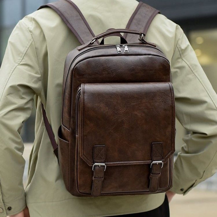Elegant backpack with practical compartments and stylish details Bowlift