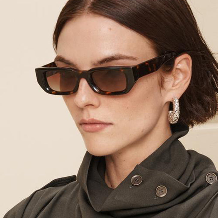 Women's fashionable sunglasses with innovative, transparent frame and polarized lenses Bowlift