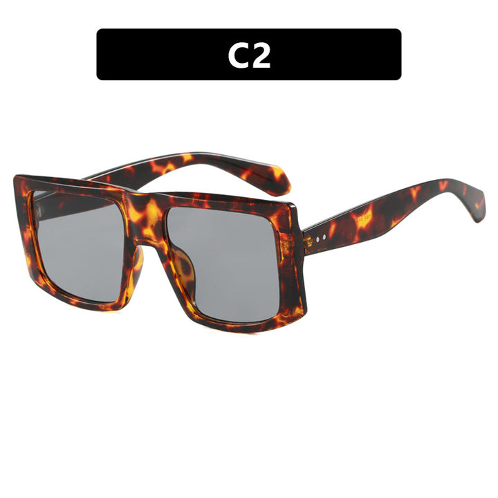 Women's square sunglasses with robust plastic frame and protective UV filter Bowlift