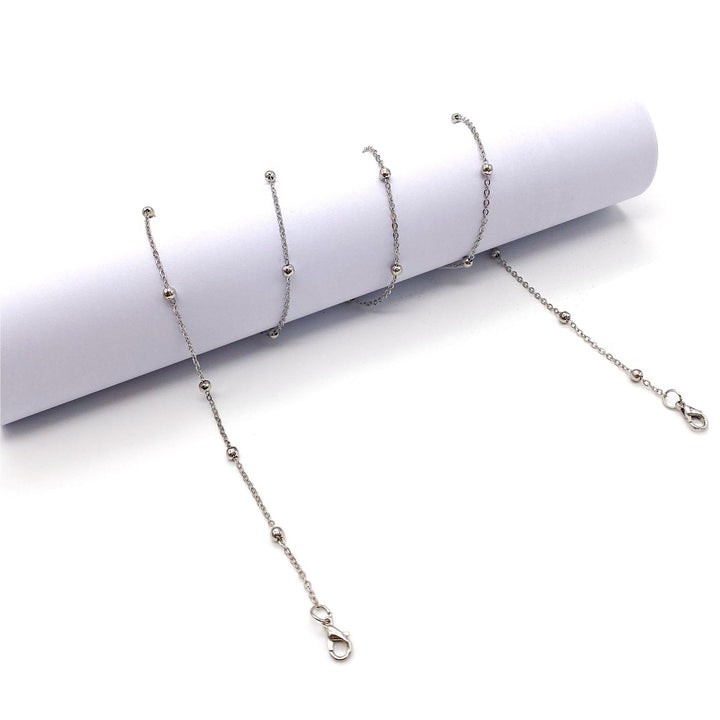 Sleek Metal Chain Eyewear Retainer Bowlift