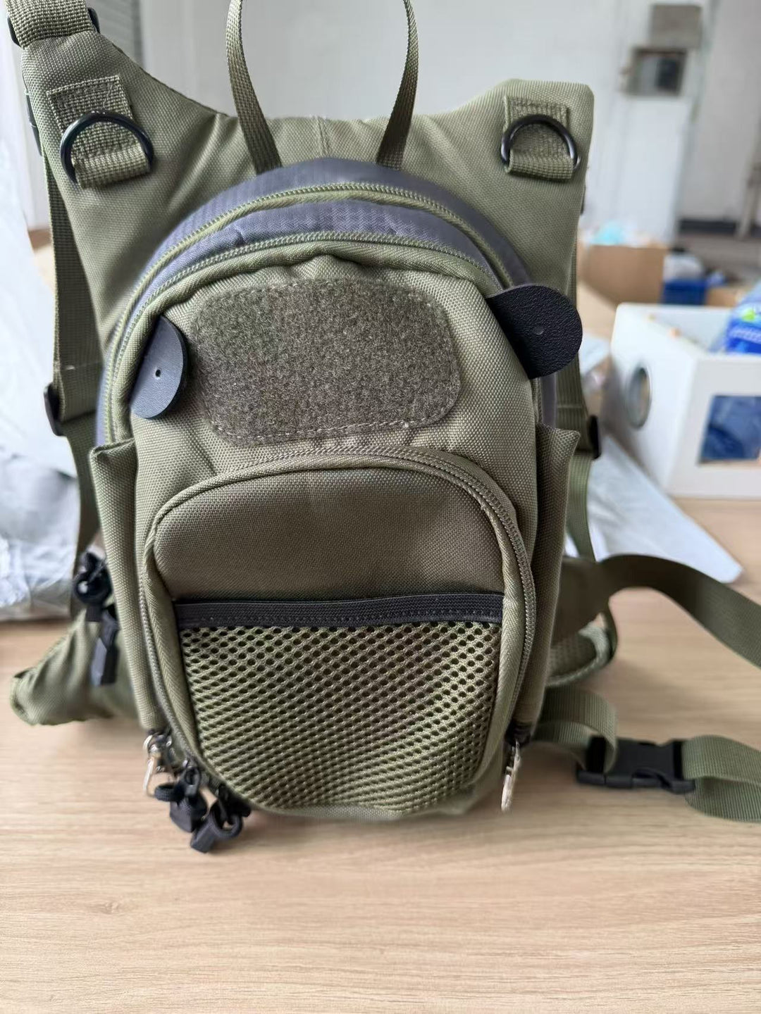 Compact Outdoor Utility Sling Bag Bowlift