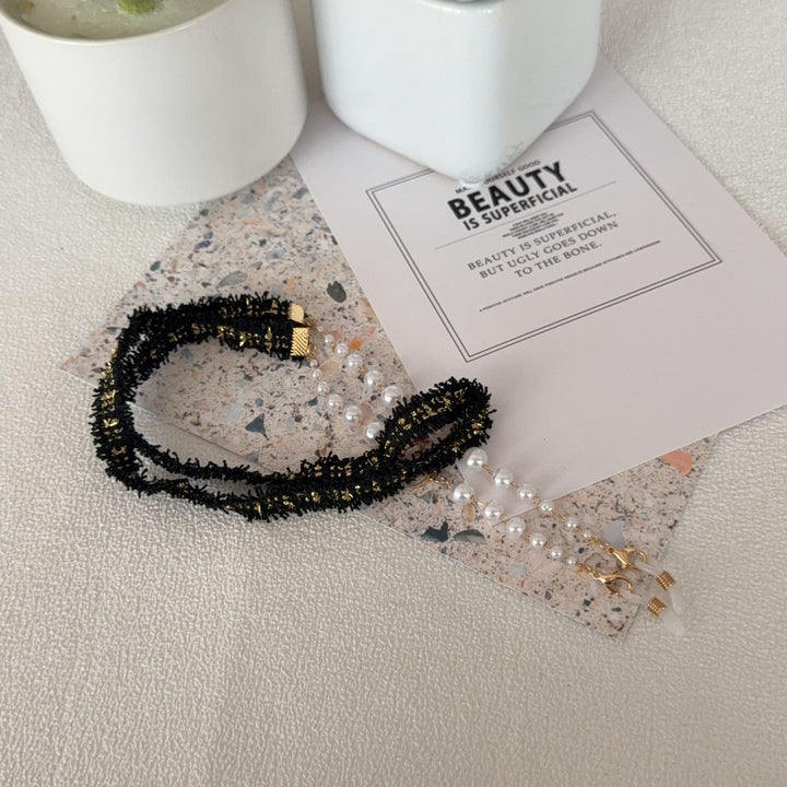 Decorative Pearl and Textured Eyewear Chain Bowlift