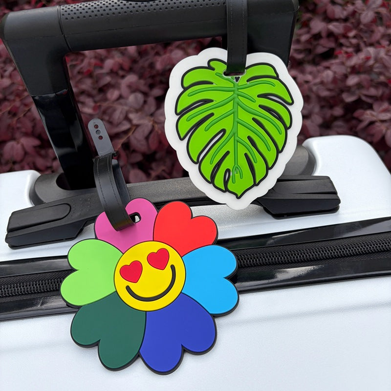 Leaf-Shaped Luggage Tag Bowlift