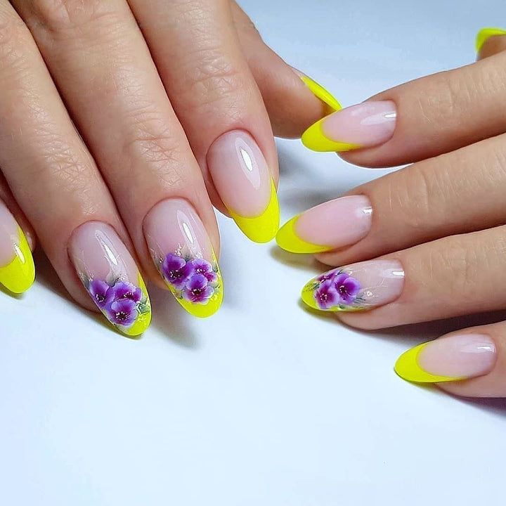 Artificial nails with colorful flower design Bowlift