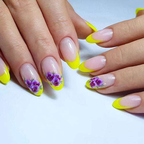 Artificial nails with colorful flower design Bowlift