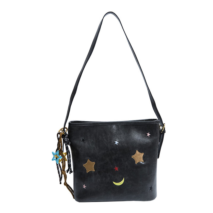 Shoulder bag with charming applications Bowlift
