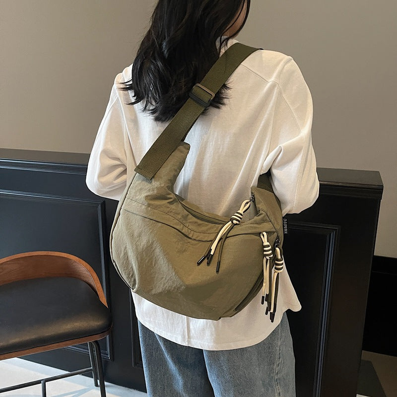 Lightweight Casual Sling Bag Bowlift