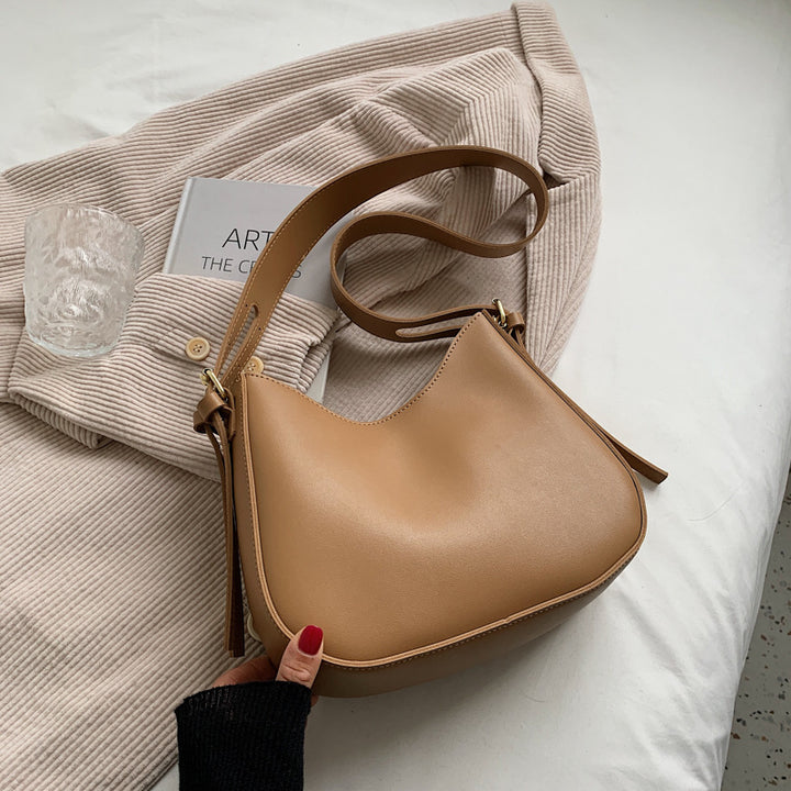 Elegant Everyday Shoulder Bag Bowlift