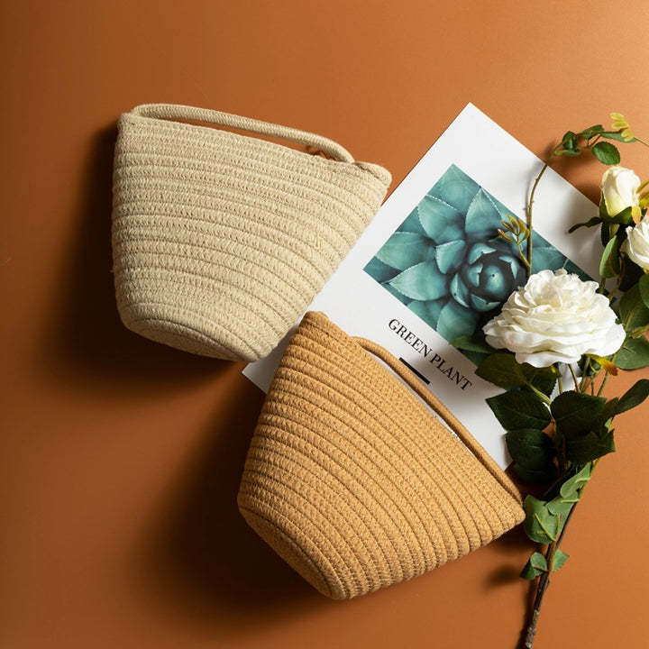 Hand-knotted handbag with stylish textile mix Bowlift