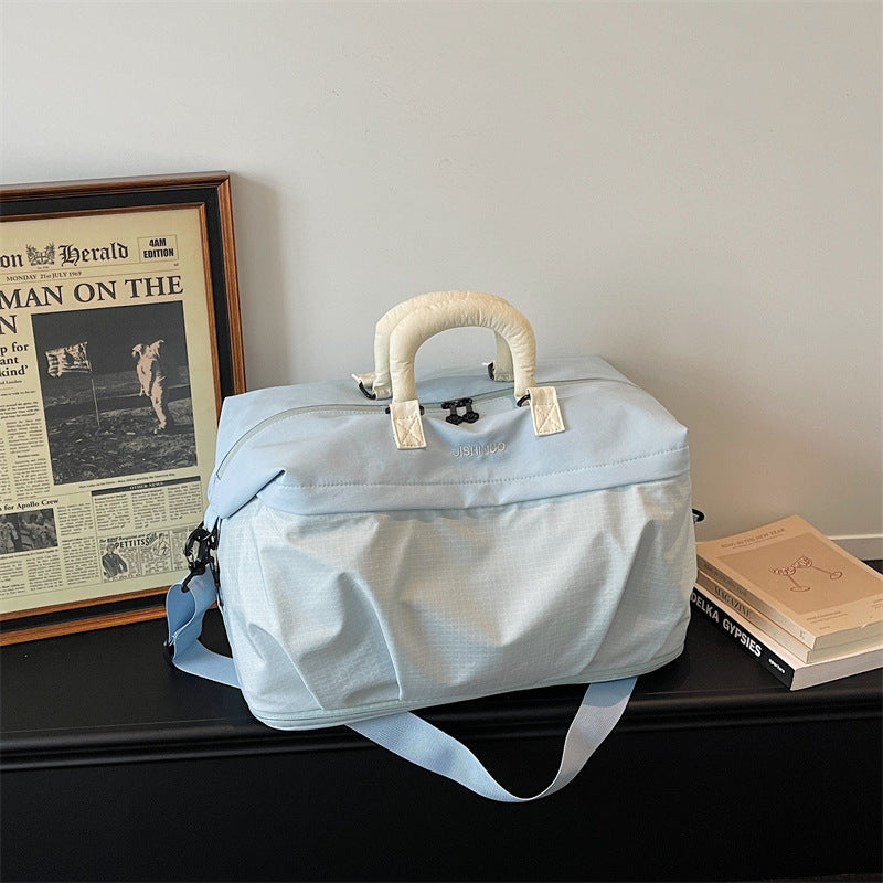 Versatile Lightweight Weekend Travel Duffle Bag Bowlift