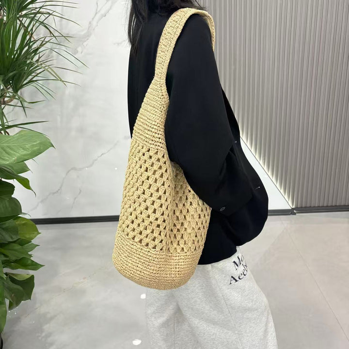 Handbag in Modern Net Design Bowlift
