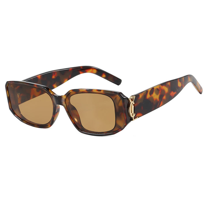 Women’s fashionable sunglasses with square design and luxurious details Bowlift