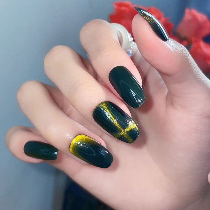 Glamorous Press-On Nail Tips Bowlift