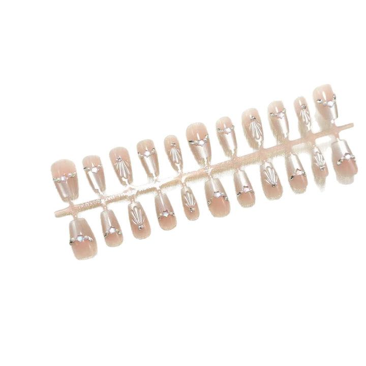 Artificial nails with elegant rhinestone design Bowlift