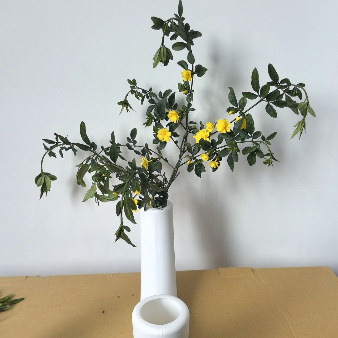 Contemporary Curved Flower Vase Bowlift