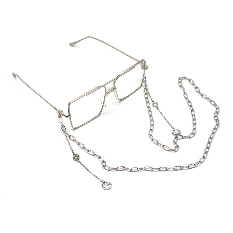 Elegant Link Eyewear Chain Bowlift