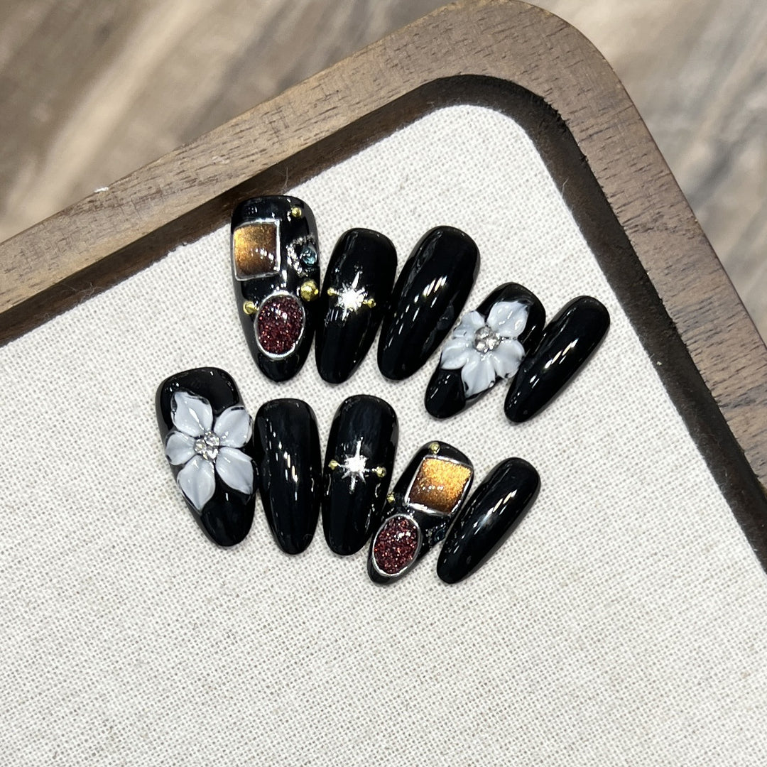 Decorative Floral Stiletto Press-On Nail Set Bowlift