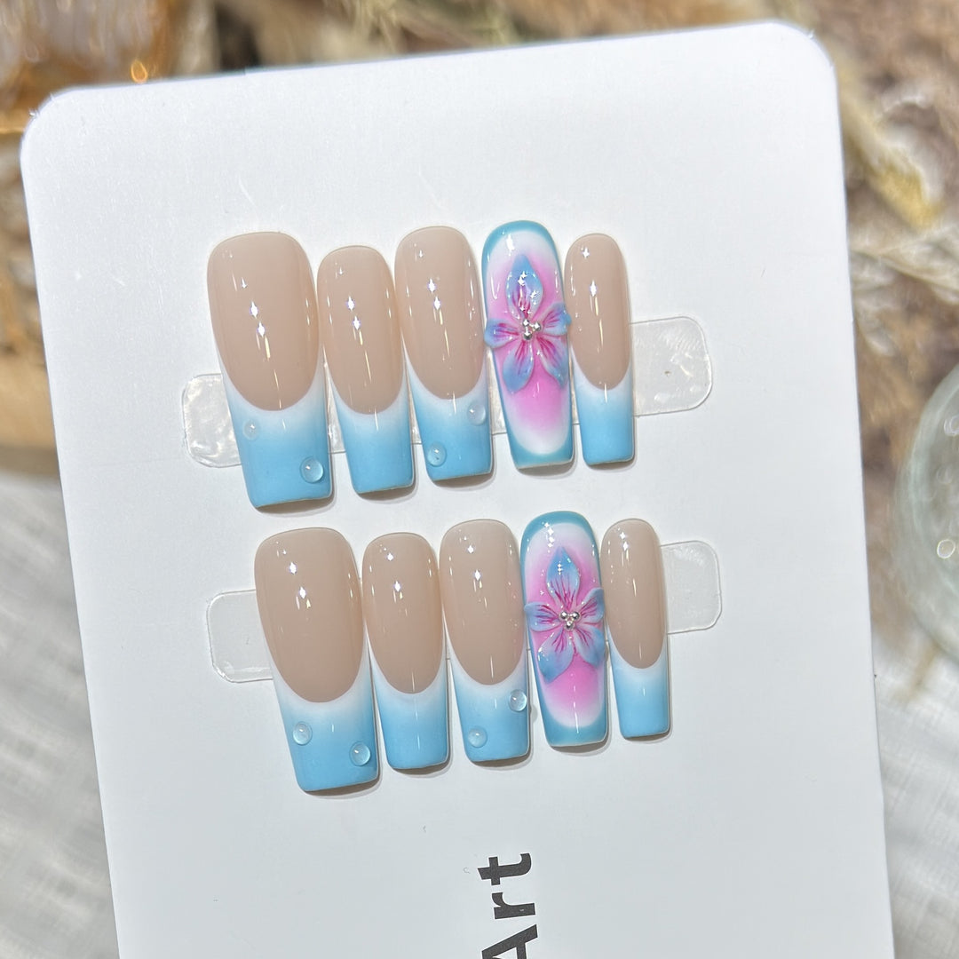 Floral-Accent Press-On Nail Set Bowlift