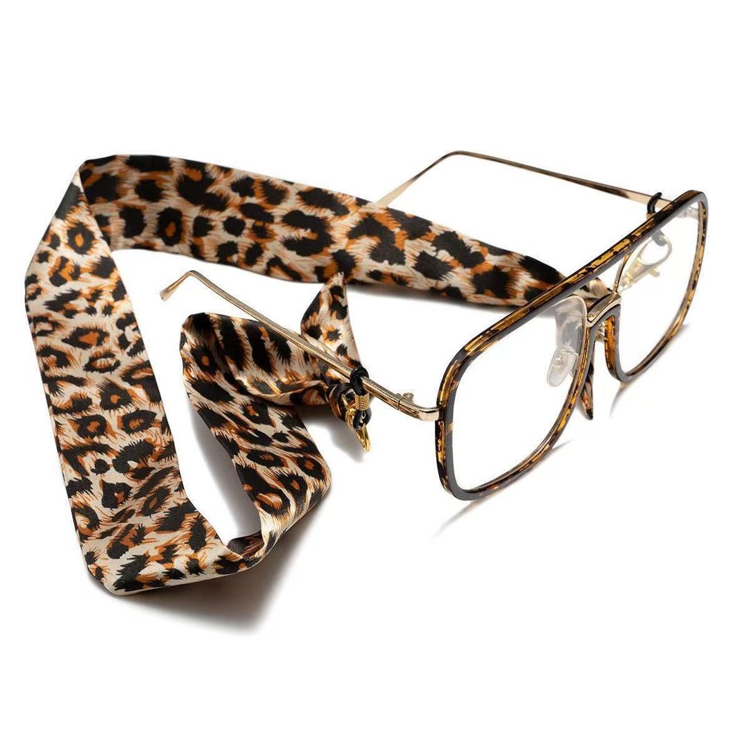 Decorative Eyewear Strap Bowlift