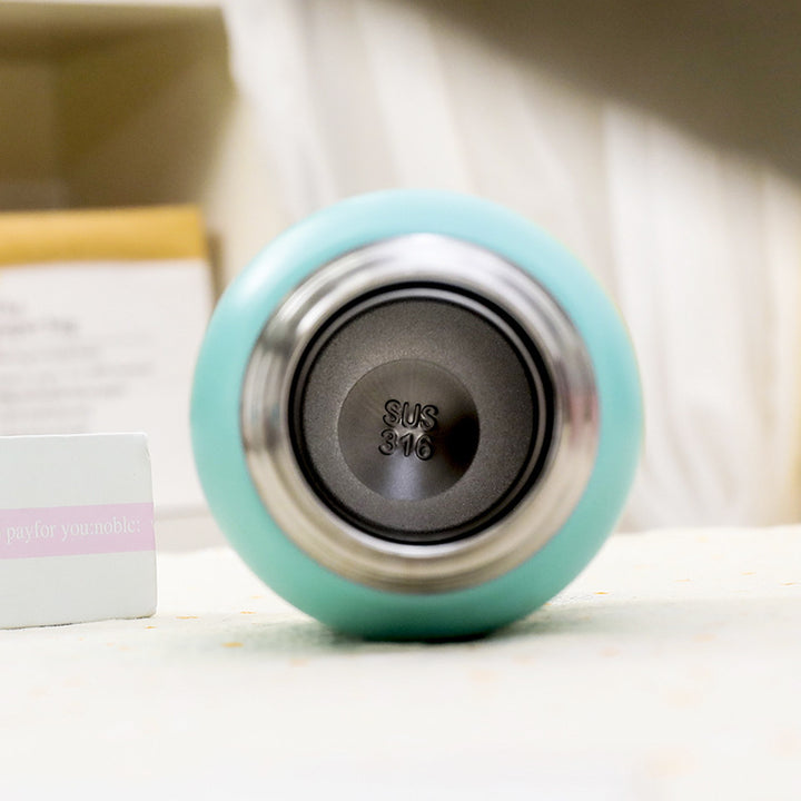 Insulated drinking bottle with cute character design Bowlift