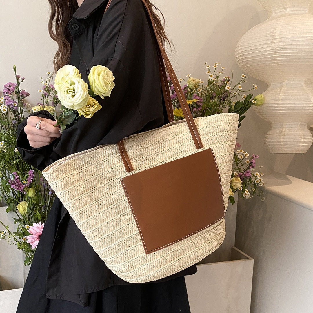 Trendy Rattan Bag with Leather Accents Bowlift