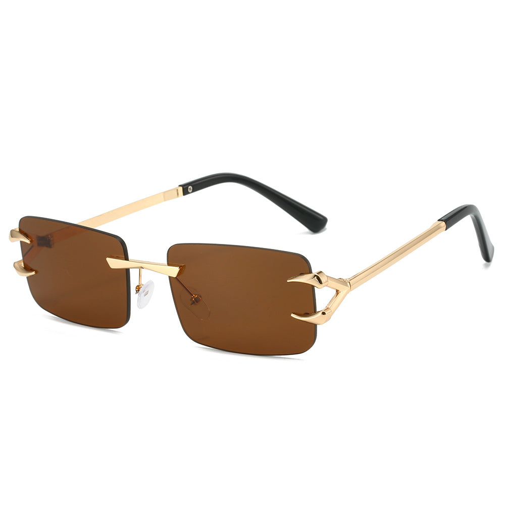 Women's futuristic sunglasses with innovative frame and weather-resistant lenses Bowlift