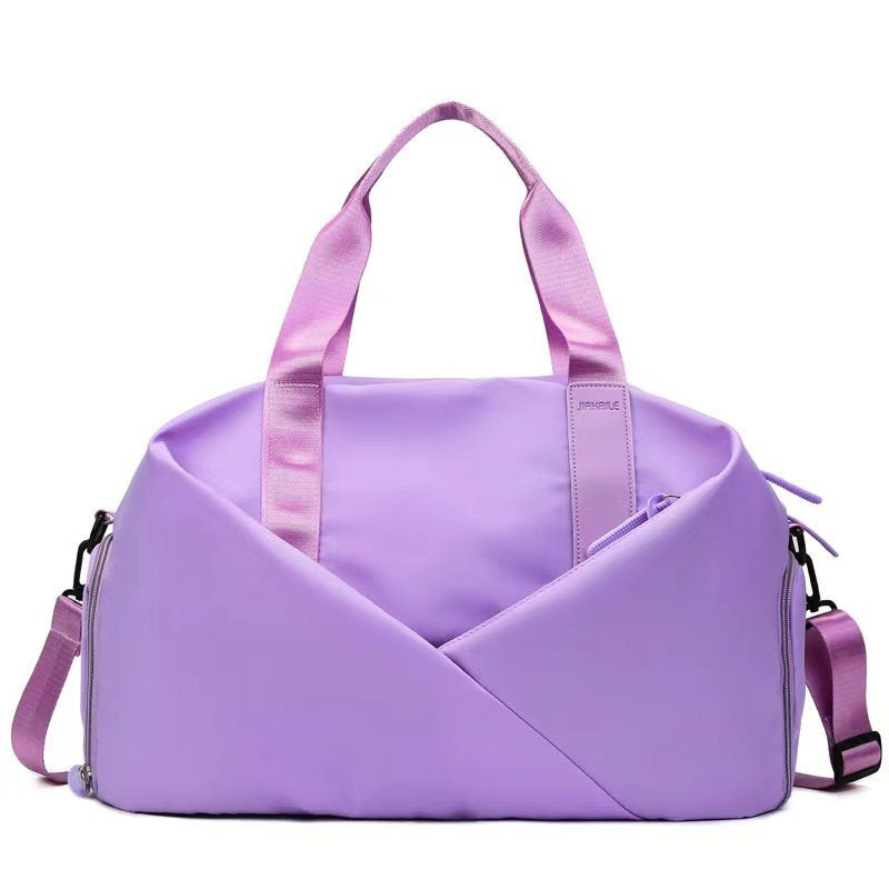 Sporty and Elegant Travel Bag Bowlift
