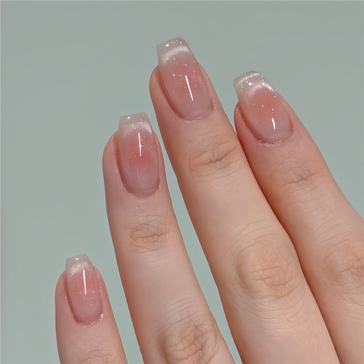 Elegant French Tip Nail Set Bowlift
