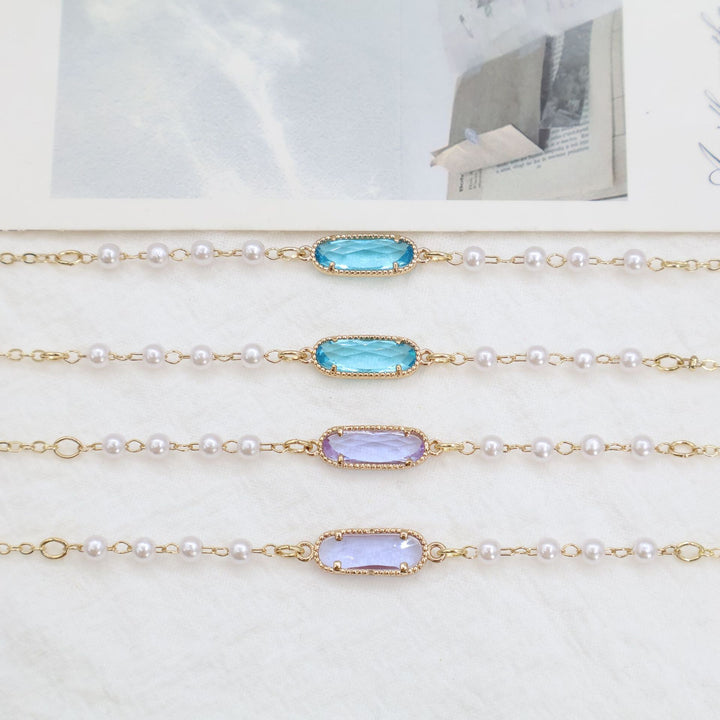 Elegant Eyewear Chain Holder Bowlift