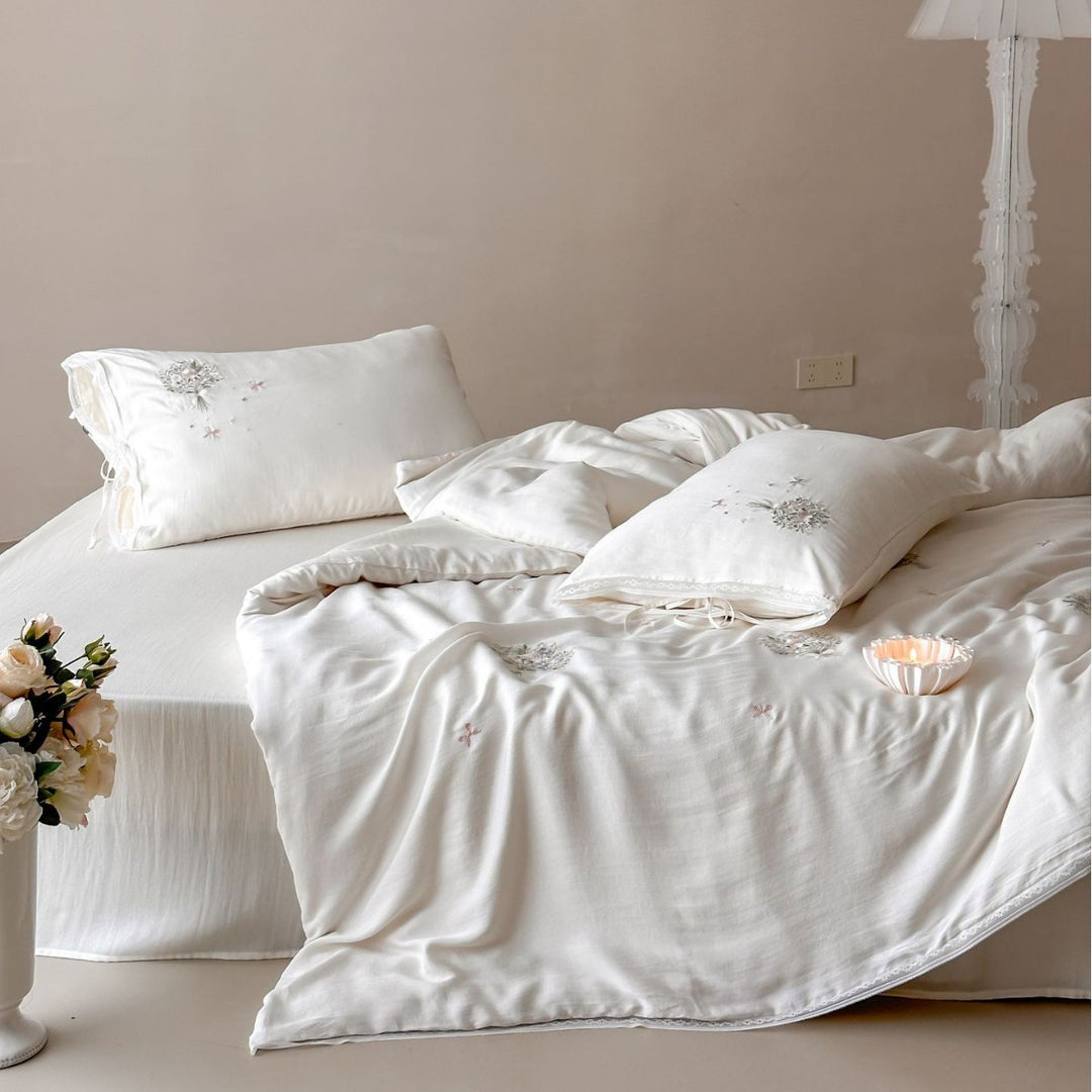 Elegant embroidered cotton satin bedding set with floral bouquet appliqués Bowlift