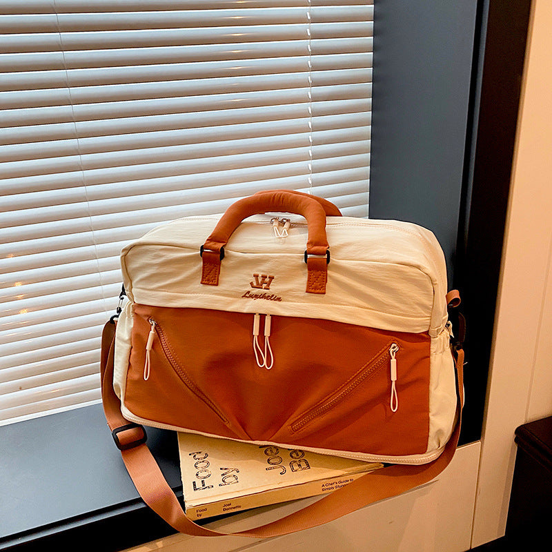 Versatile Travel Duffel Bag Bowlift