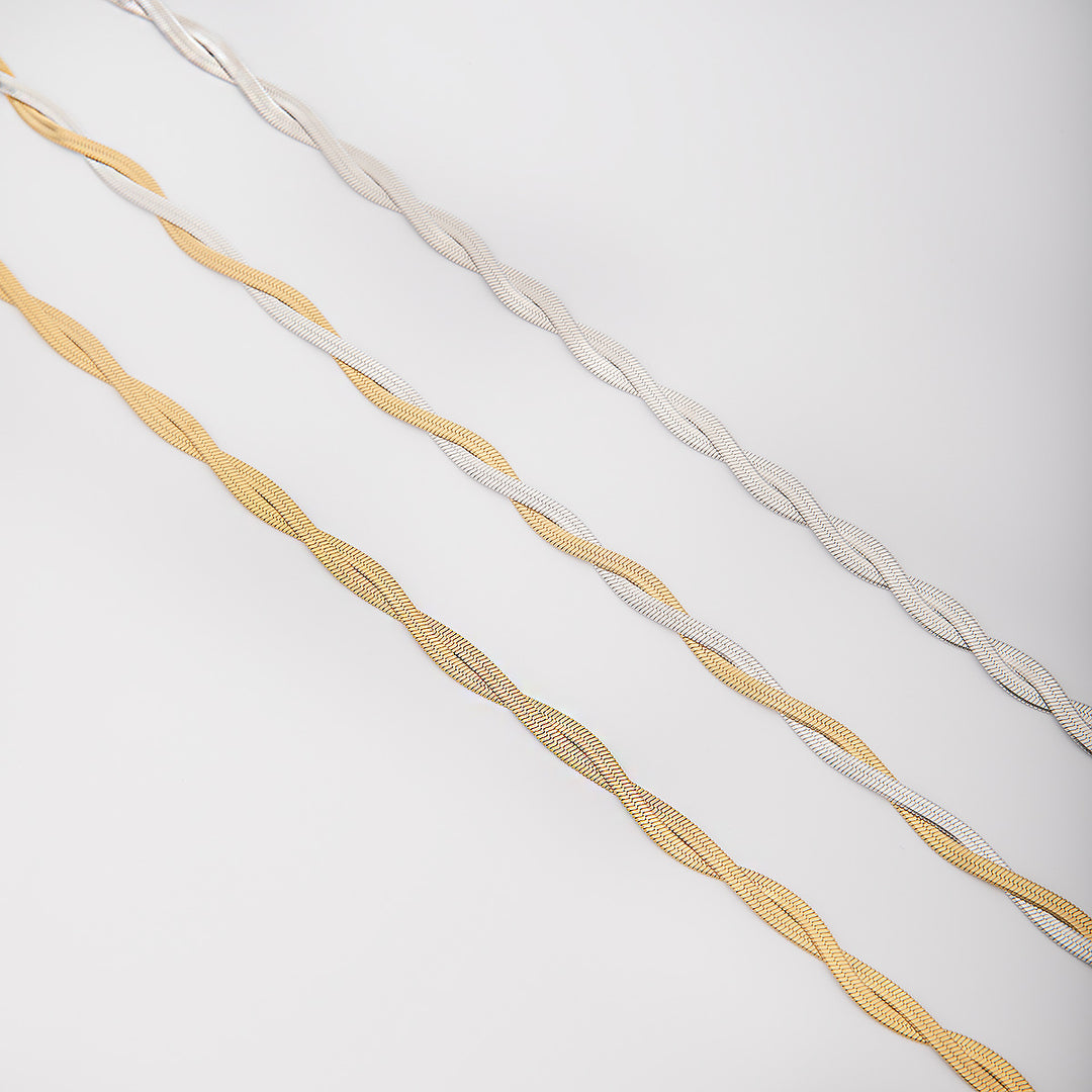 Elegant Textured Wire Bracelet Bowlift