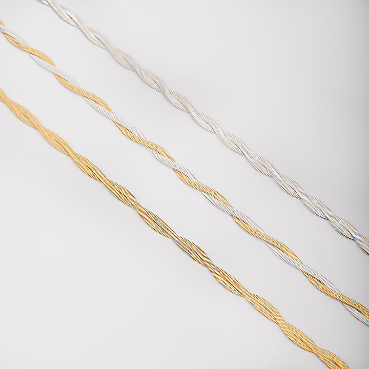Elegant Textured Wire Bracelet Bowlift