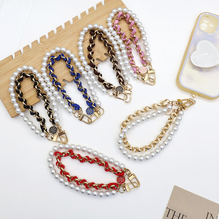 Chic Pearl-Chain Eyewear Holder Bowlift