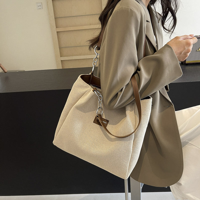 Chic Textured Shoulder Bag Bowlift