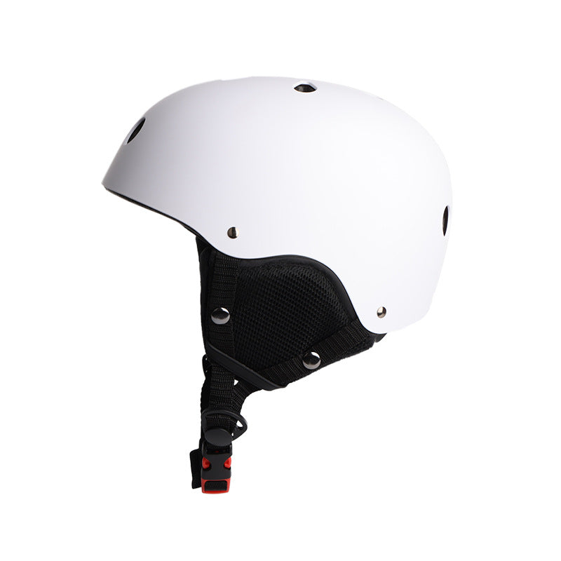 Protective Sports Helmet Bowlift