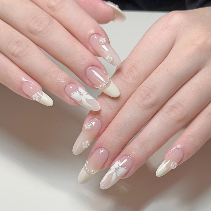 Artistic Ombre Nail Design Bowlift