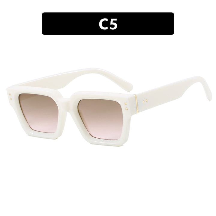 Women's trendy sunglasses in elegant oversized design Bowlift