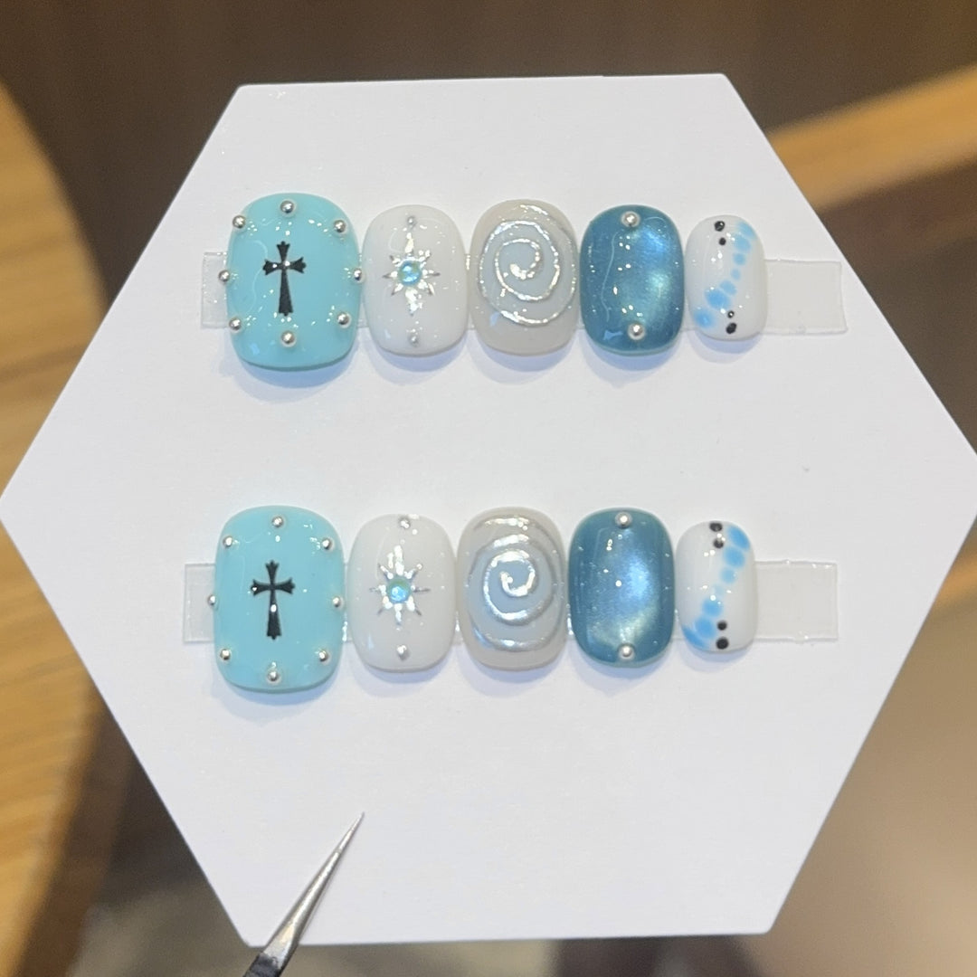 Artificial nail tips with creative geometric designs Bowlift