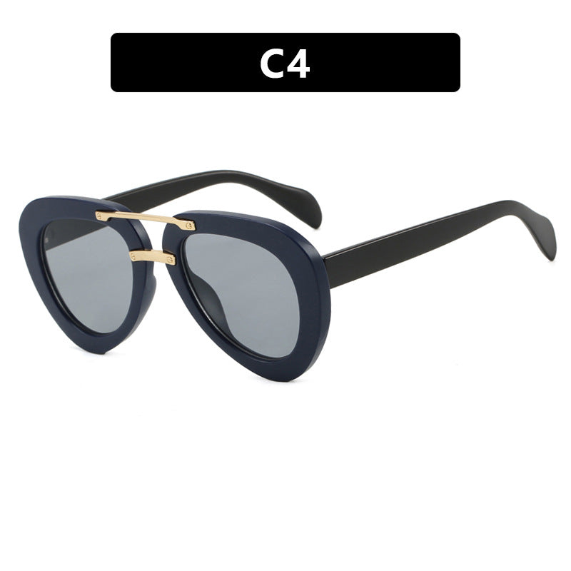 Womens extravagant sunglasses in modern heart design Bowlift