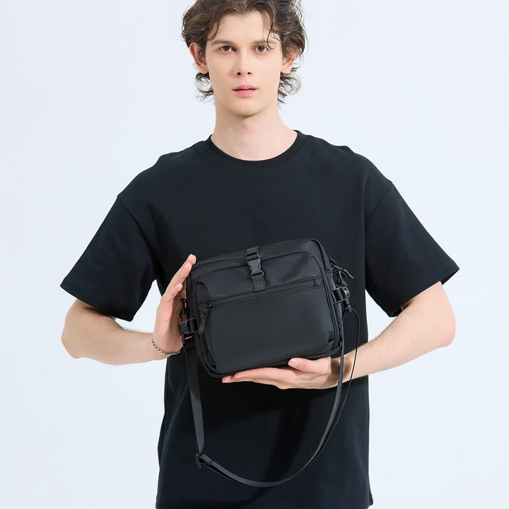 Adjustable Compact Sling Bag Bowlift