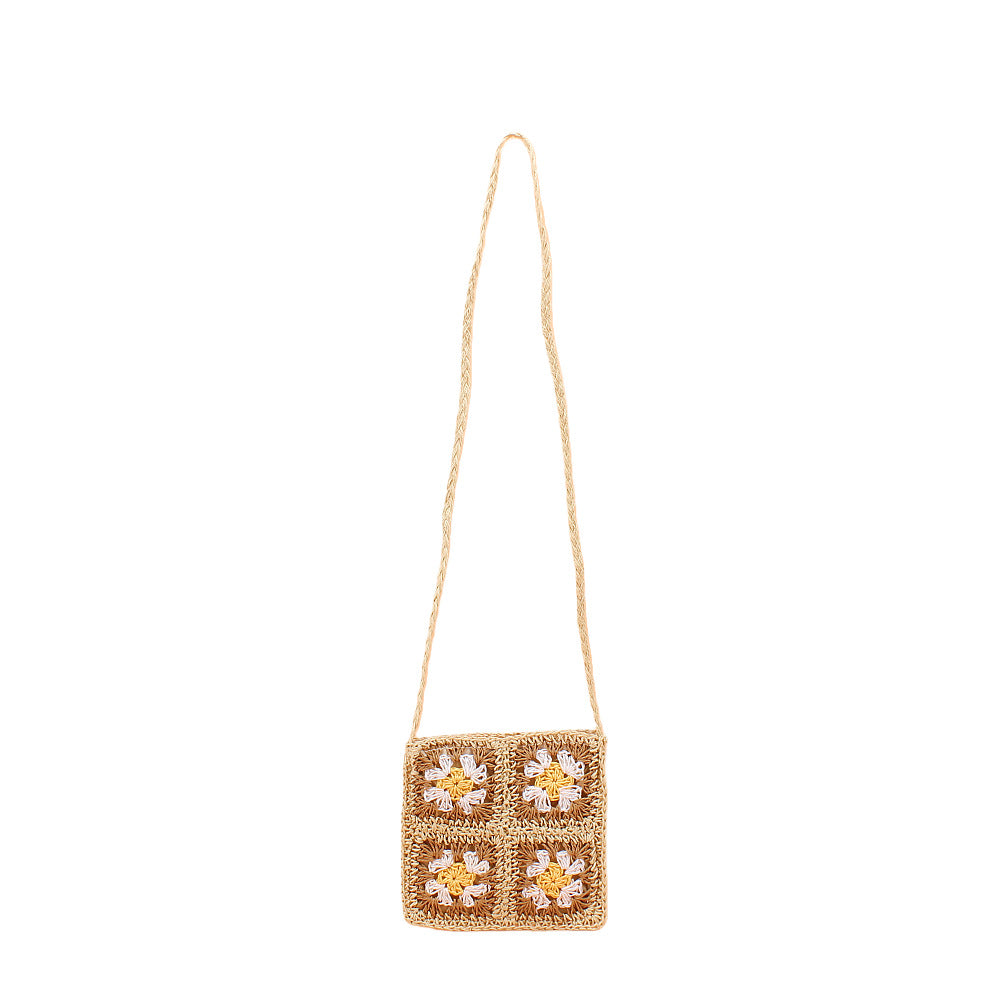 Shoulder bag with hand-crocheted floral pattern Bowlift