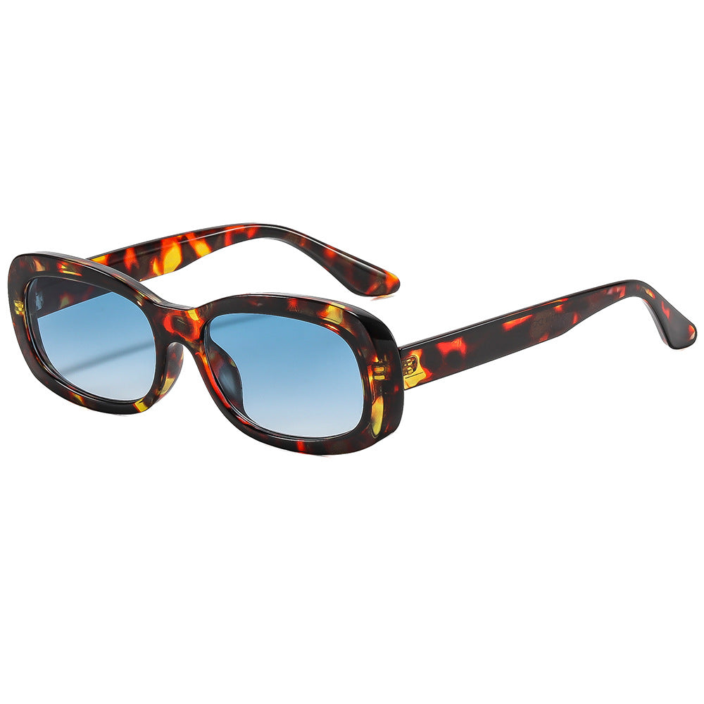 Women oversized sunglasses with luxurious frame and UV protection Bowlift