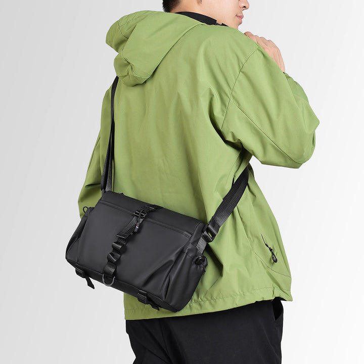 Modern Waterproof Messenger Bag Bowlift