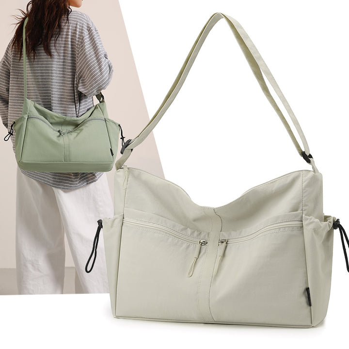 Spacious Multi-Pocket Weekend Bag Bowlift