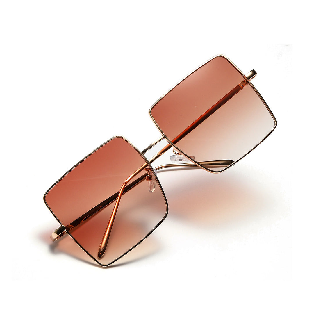 Women's Square Sunglasses with an Elegant Frame Construction Bowlift
