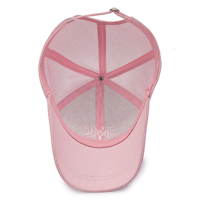 Women's Sporty Trucker Cap with Breathable Mesh Back Bowlift