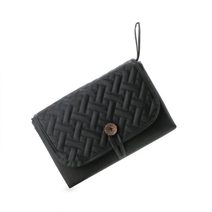 Practical and Stylish Wallet Bowlift