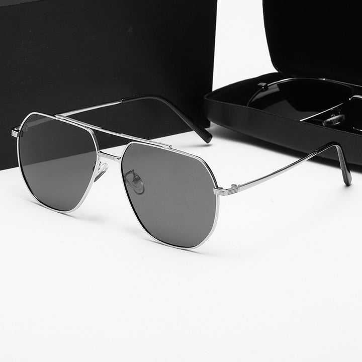 Women's stylish sunglasses with innovative metal frame Bowlift
